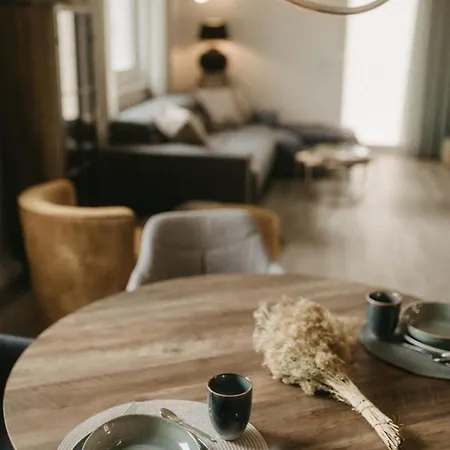 Tole Ferienunterkunft הוירסוורדה