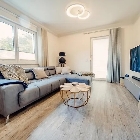 Tole Ferienunterkunft דירה הוירסוורדה